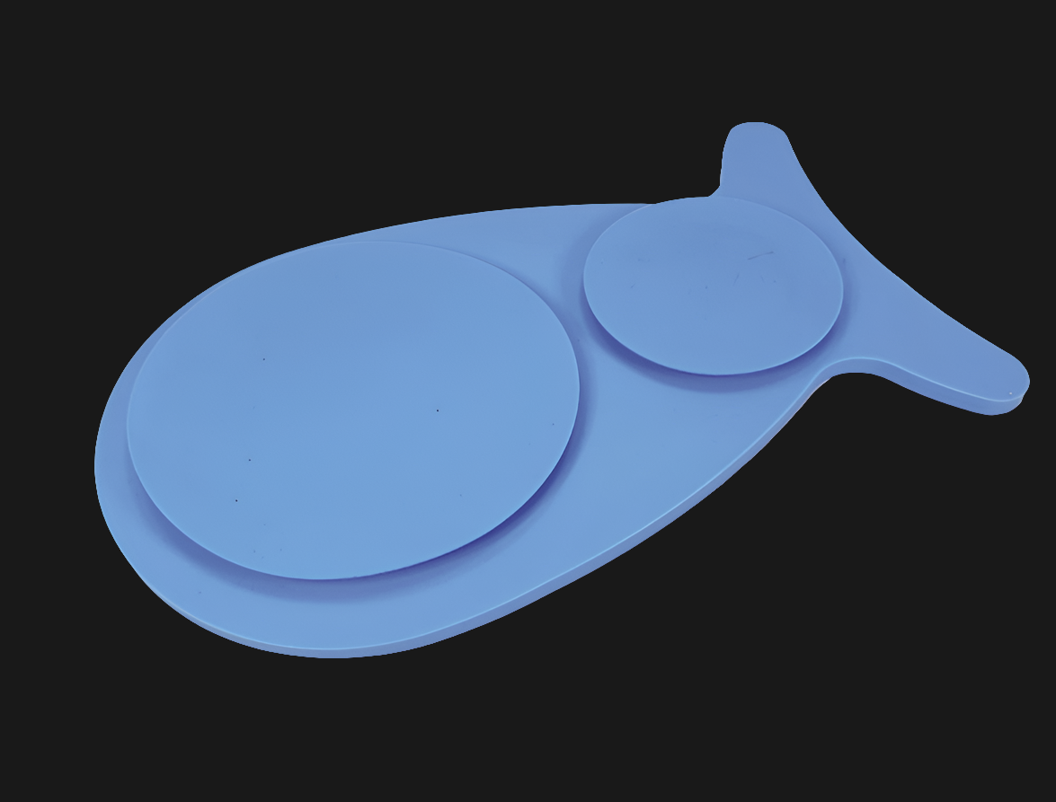 Silicone Slow Feeder Dog Bowl Fish Shape - Non-Slip with Suction Cup | Nobby