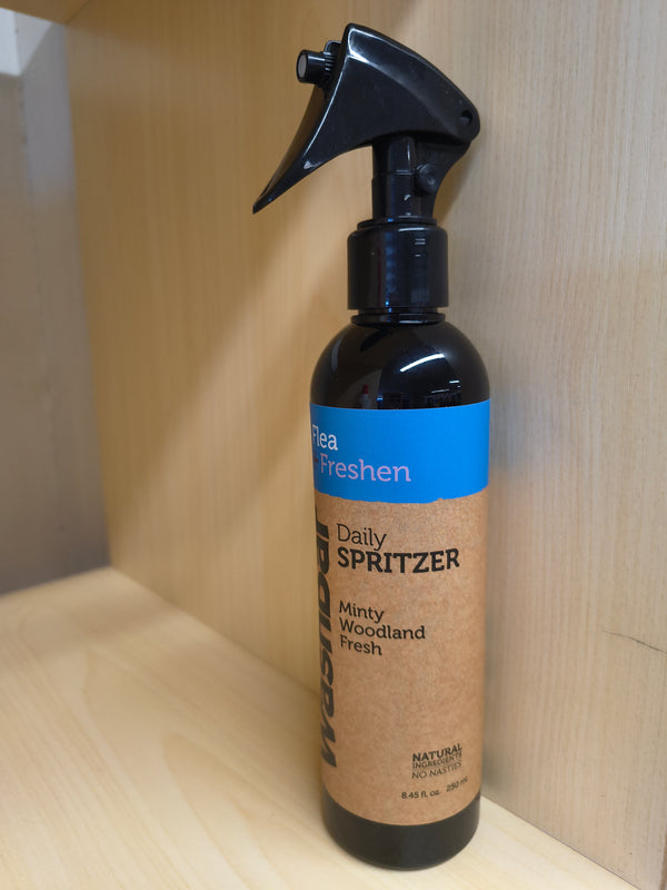 WashBar Flea Protection & Freshening Spritzer for Dogs 250ml - Natural Spray